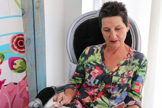 Profielbeeld bij artikel over Denise Boekhoorn, haar bekendheid en netwerk in entertainmentkringen