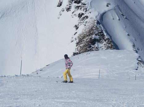 Snowboarden slopestyle mannen olympische winterspelen 2026 op een parcours met jumps en rails